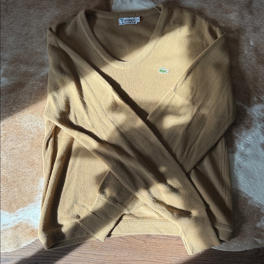 Lacoste vintage Men's V-Neck Sweater in camel